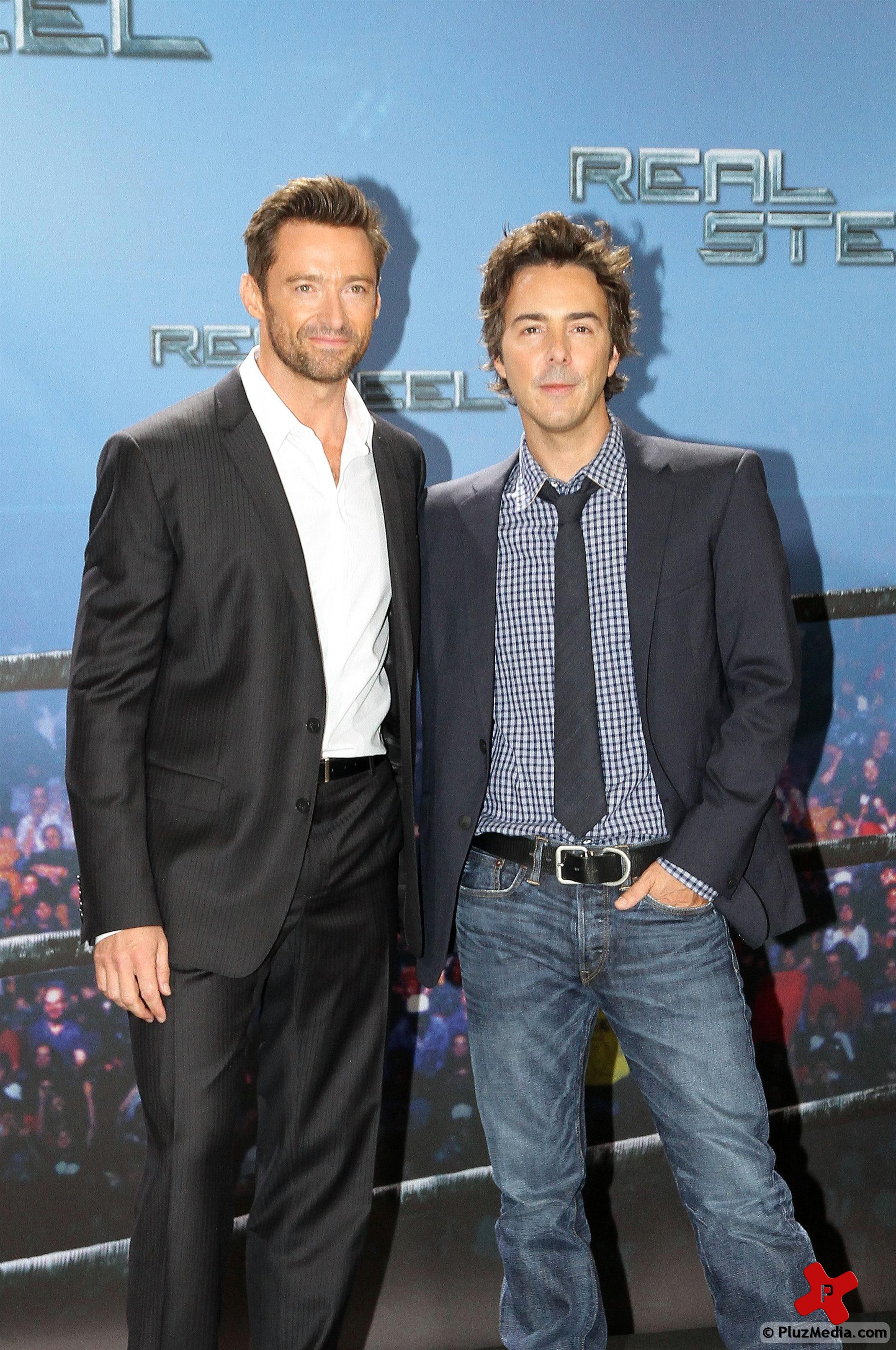 Hugh Jackman at a photocall for the movie Real Steal | Picture 74774